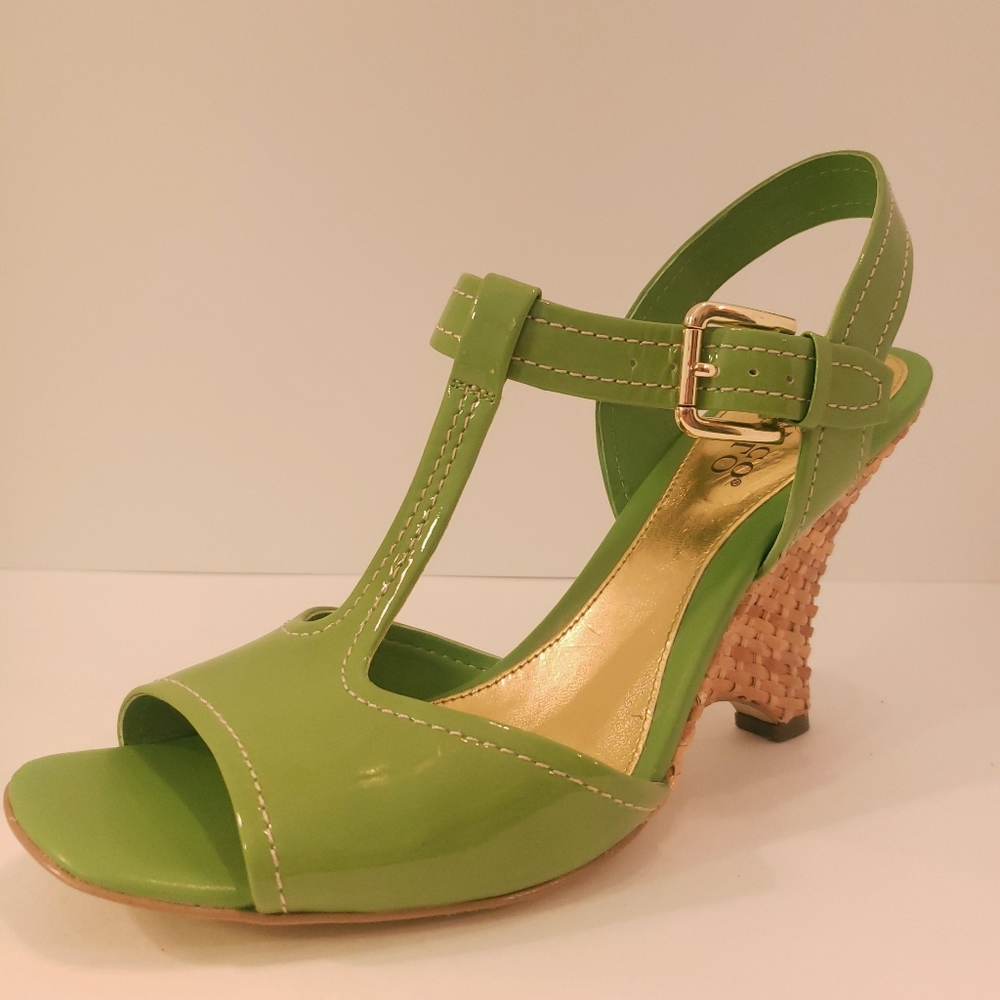 Franco Sarto designer wedge heels lime green with gold buckle Size 9.5 regular - Picture 7 of 12